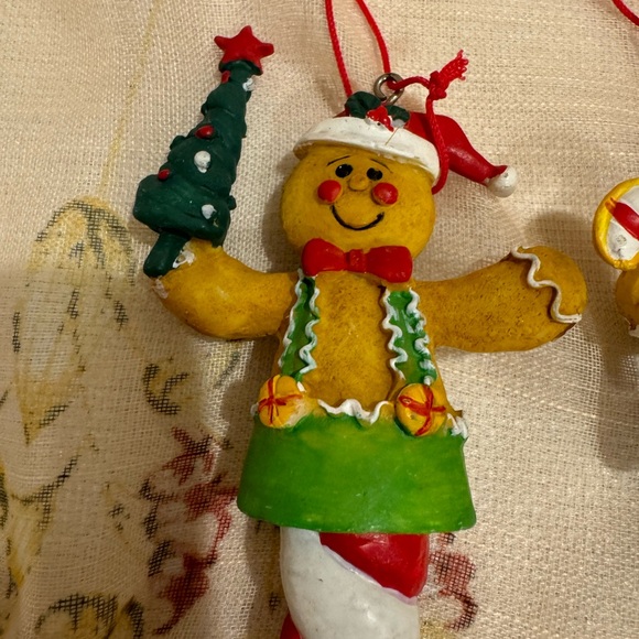 3 Adorable Gingerbread Themed Christmas Ornaments Red & White Icicles - Picture 3 of 10